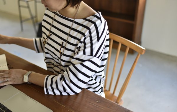 編みこみレザーのめがねストラップ - OURHOME