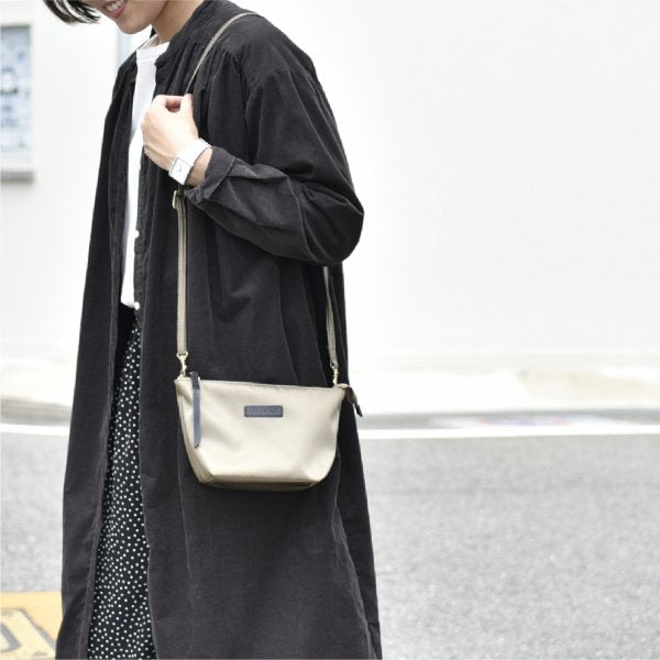 ナイロンショルダーバッグ/mini - OURHOME