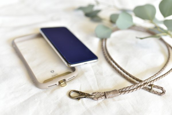 【スマホケース用パーツ付き】ロングストラップ - OURHOME