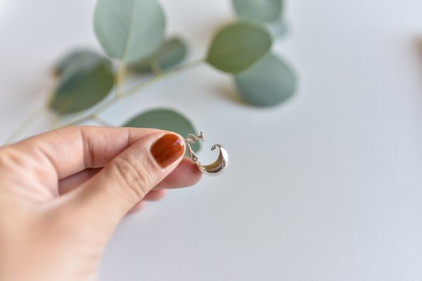 ドロップデザインのSilver925ピアス・イヤリング - OURHOME