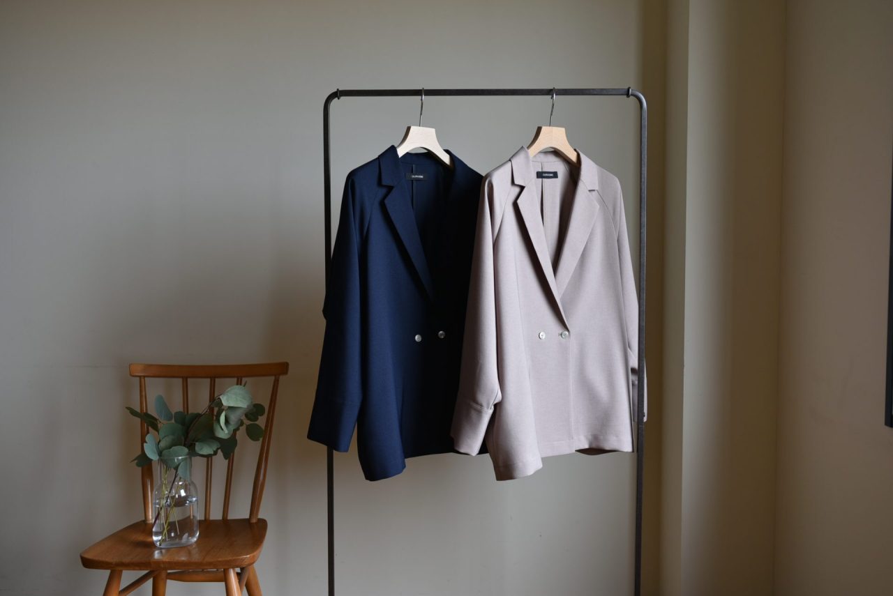 シワになりにくい、洗える軽やかジャケット - OURHOME