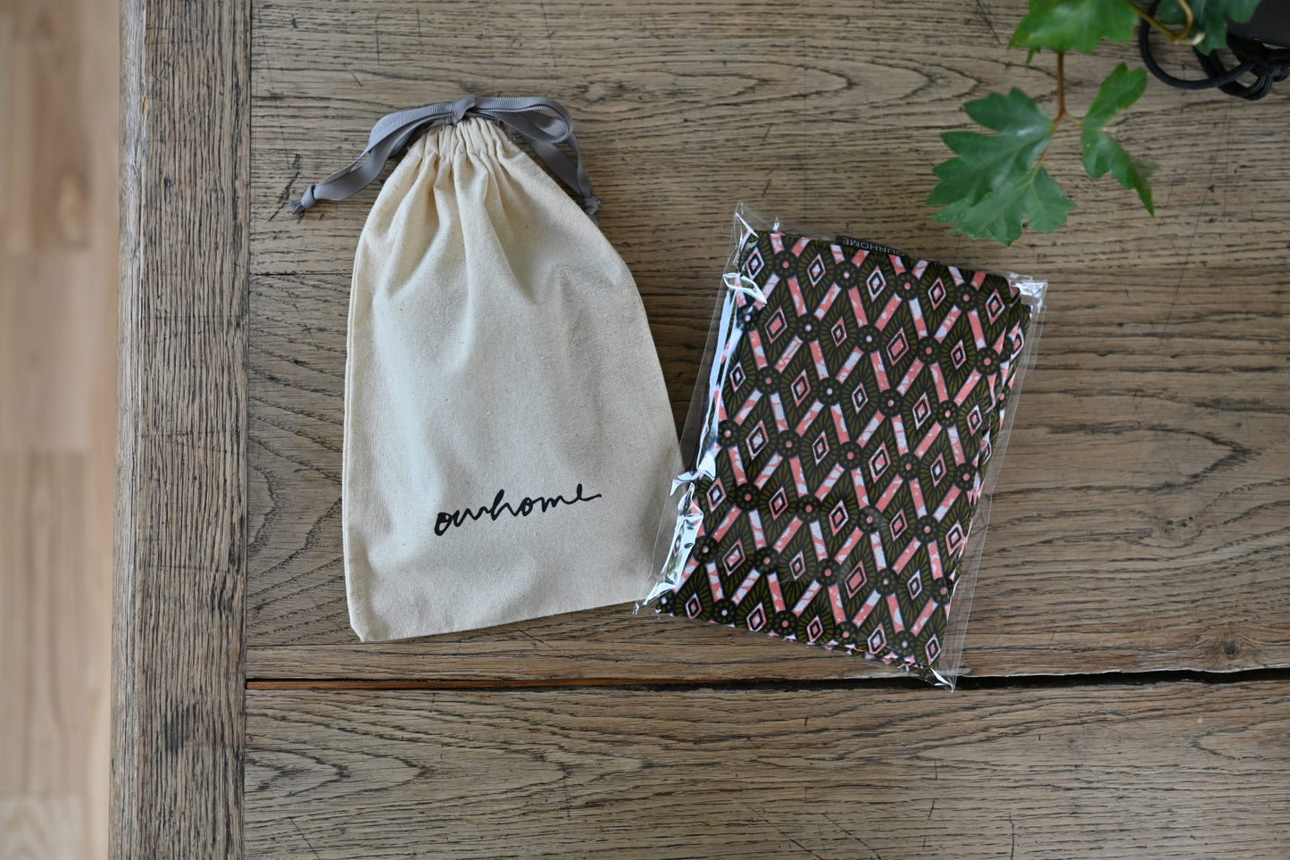 アフリカパーニャ生地の巾着バッグ