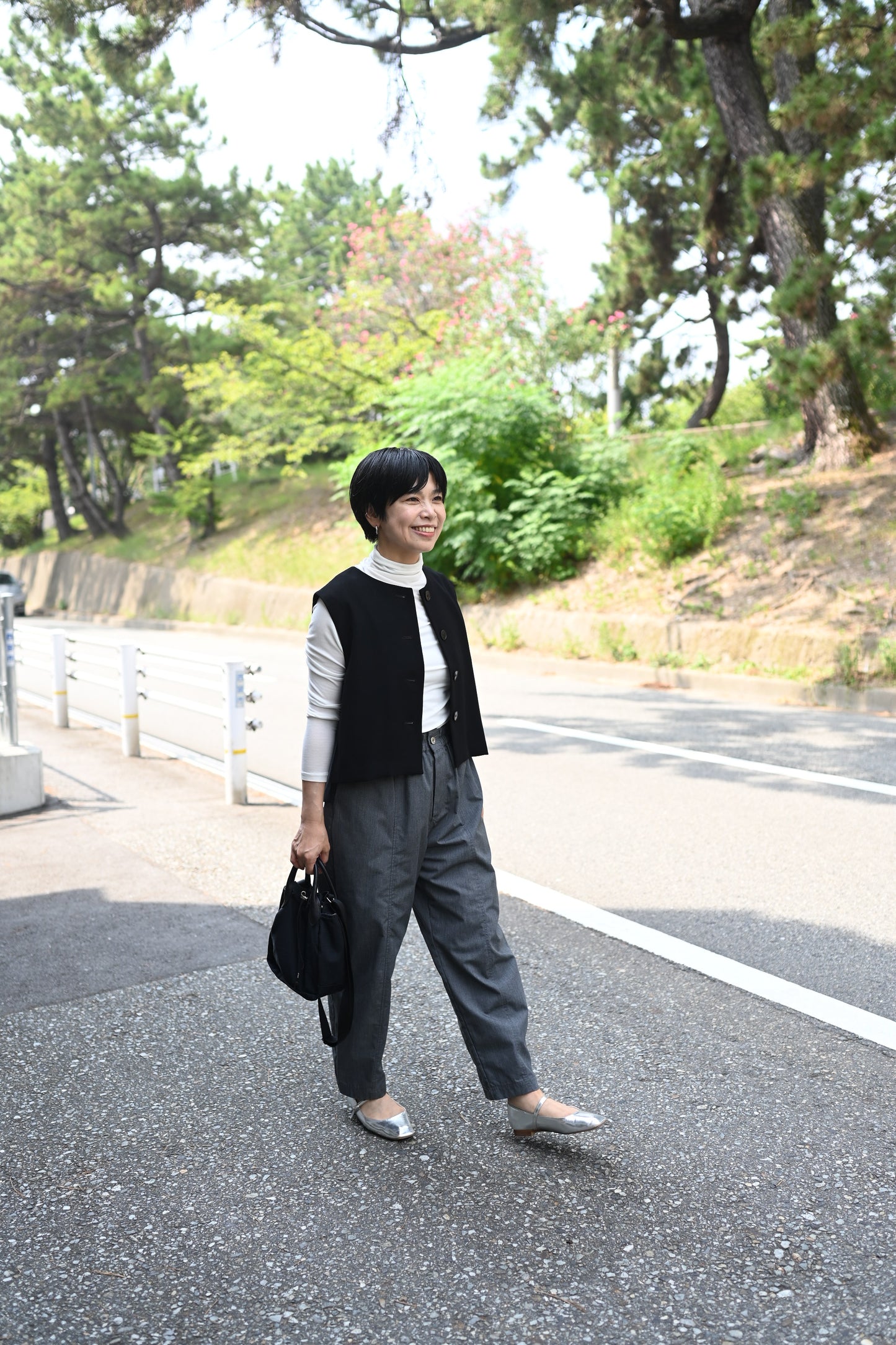 洗えるボタンベスト