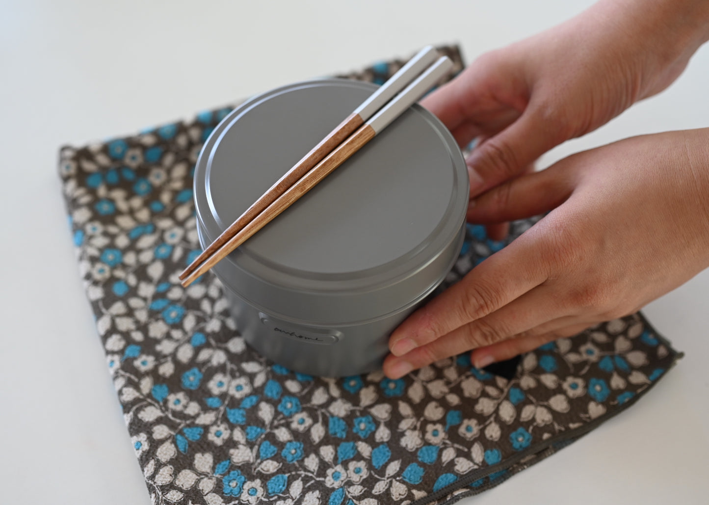 お手入れラクな2段お弁当箱(食洗機&レンジOK)