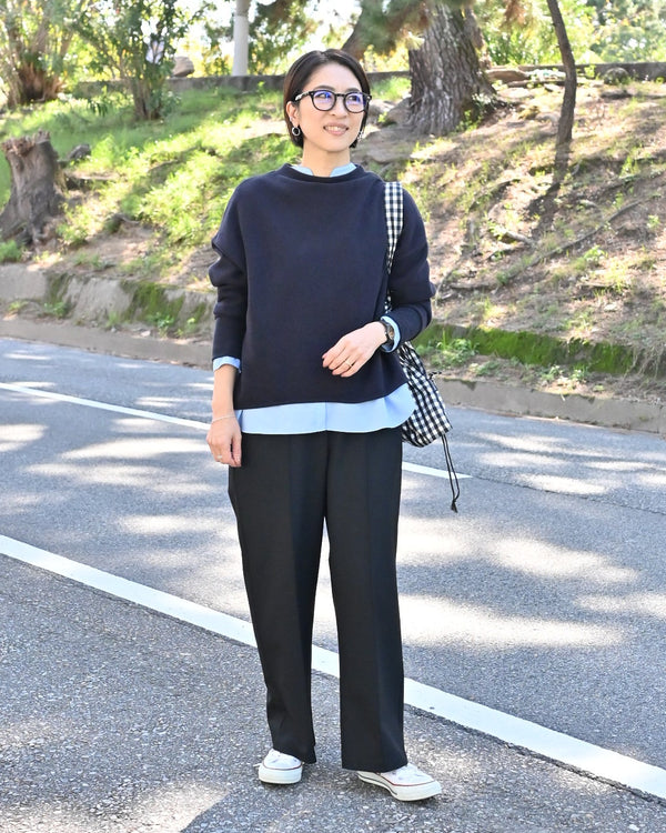 #items:4198-plain-shirt,4196-pintuck-wide-pants,1026-foldable-check-pattern-bag