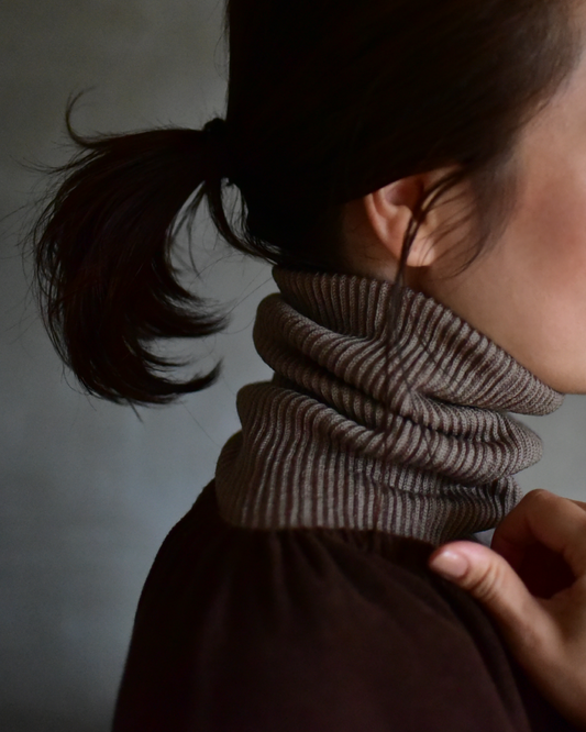 肌側シルクのネックウォーマー - OURHOME