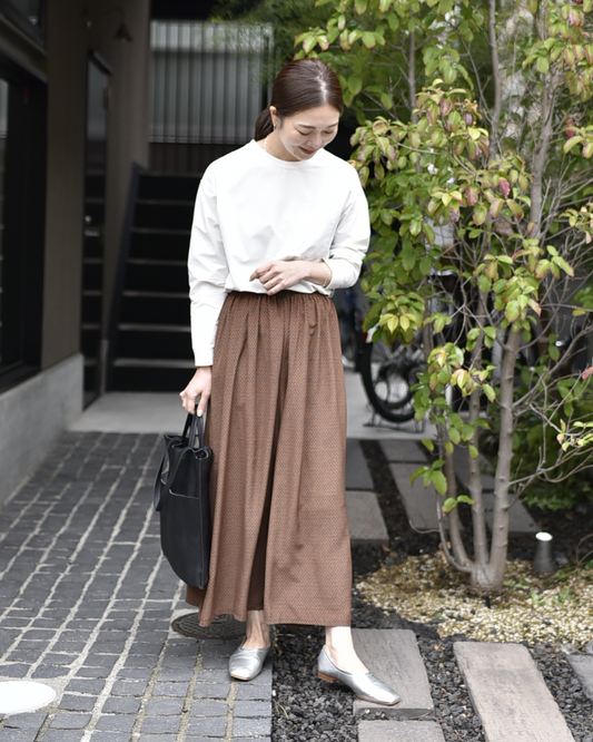 ゆったりフレアワイドパンツ - OURHOME