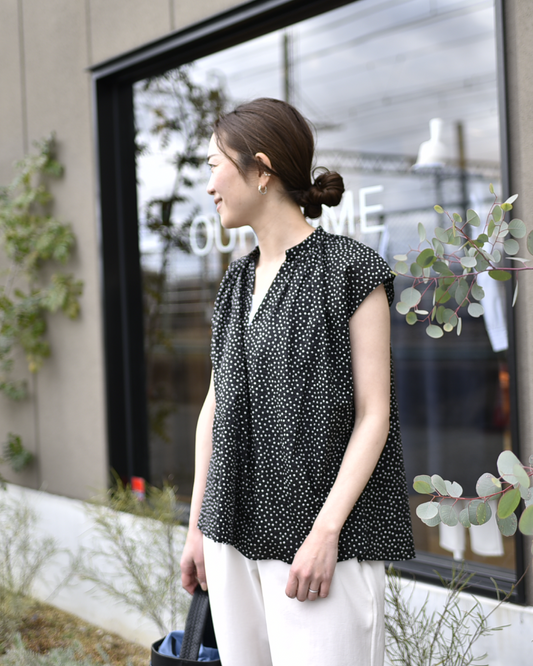 綿100%アイロンいらずのサマーブラウス - OURHOME