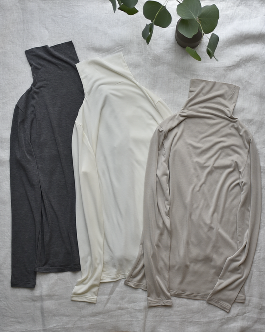 贅沢とろみタートルカットソー - OURHOME