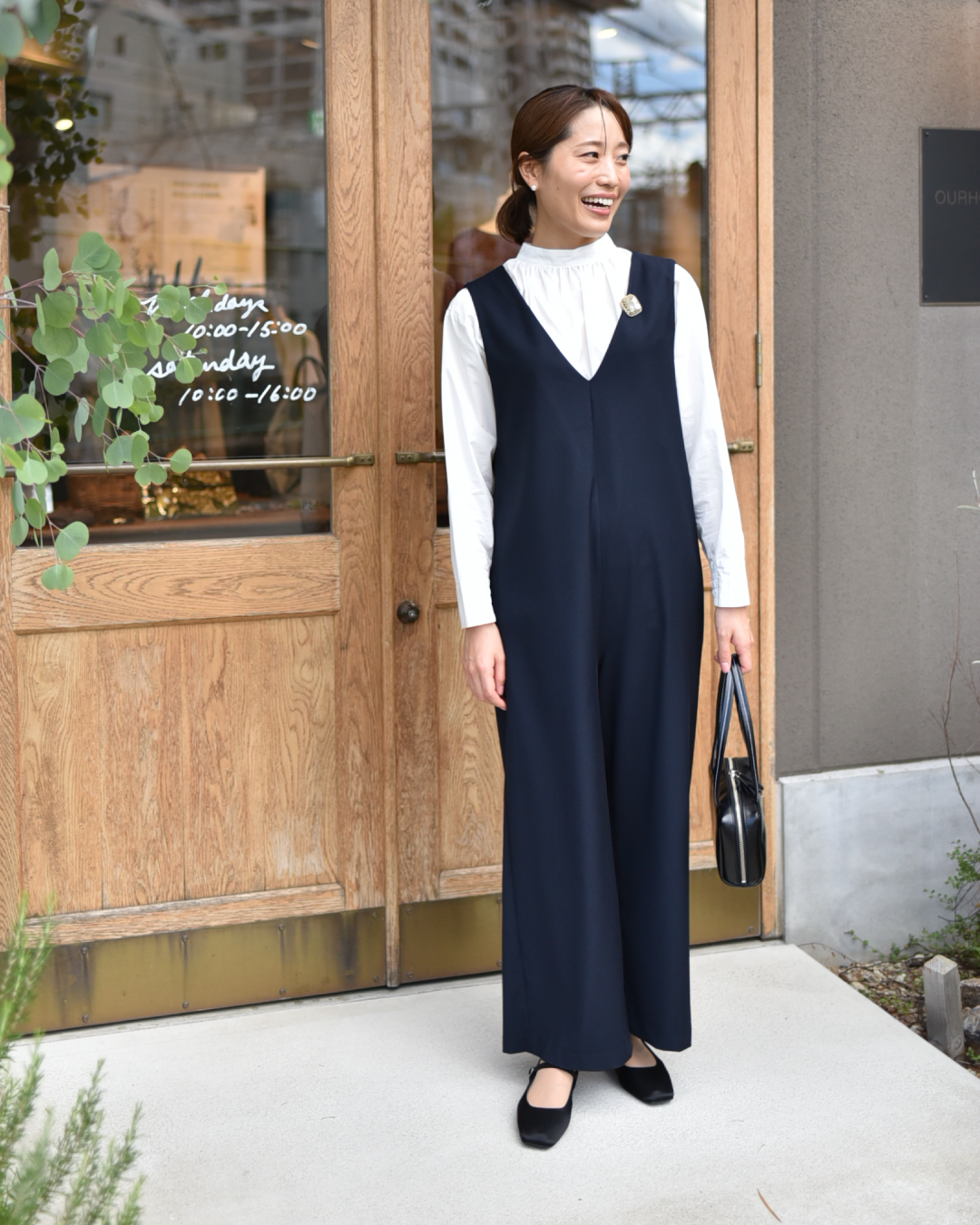 美品 OUR アワーホーム ゆったり シルエットの オールインワン ゆったりシルエットのオールインワン – OURHOME