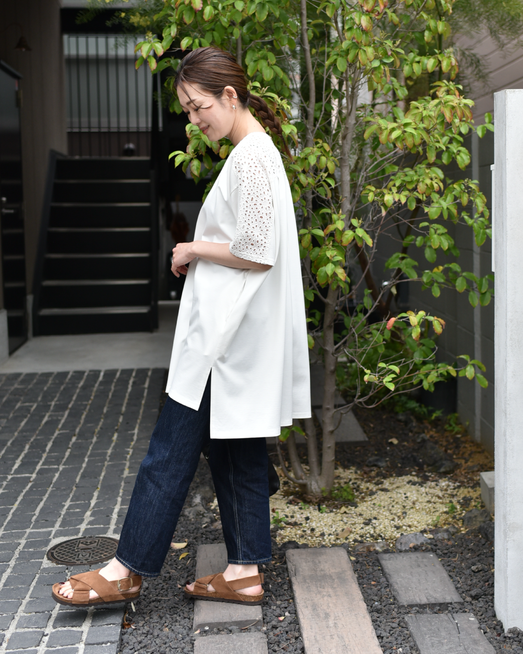 カットレース使いの長め丈カットソー カットレース使いの長め丈 カットレース使いの長め丈カットソー カットレース使いの長め丈