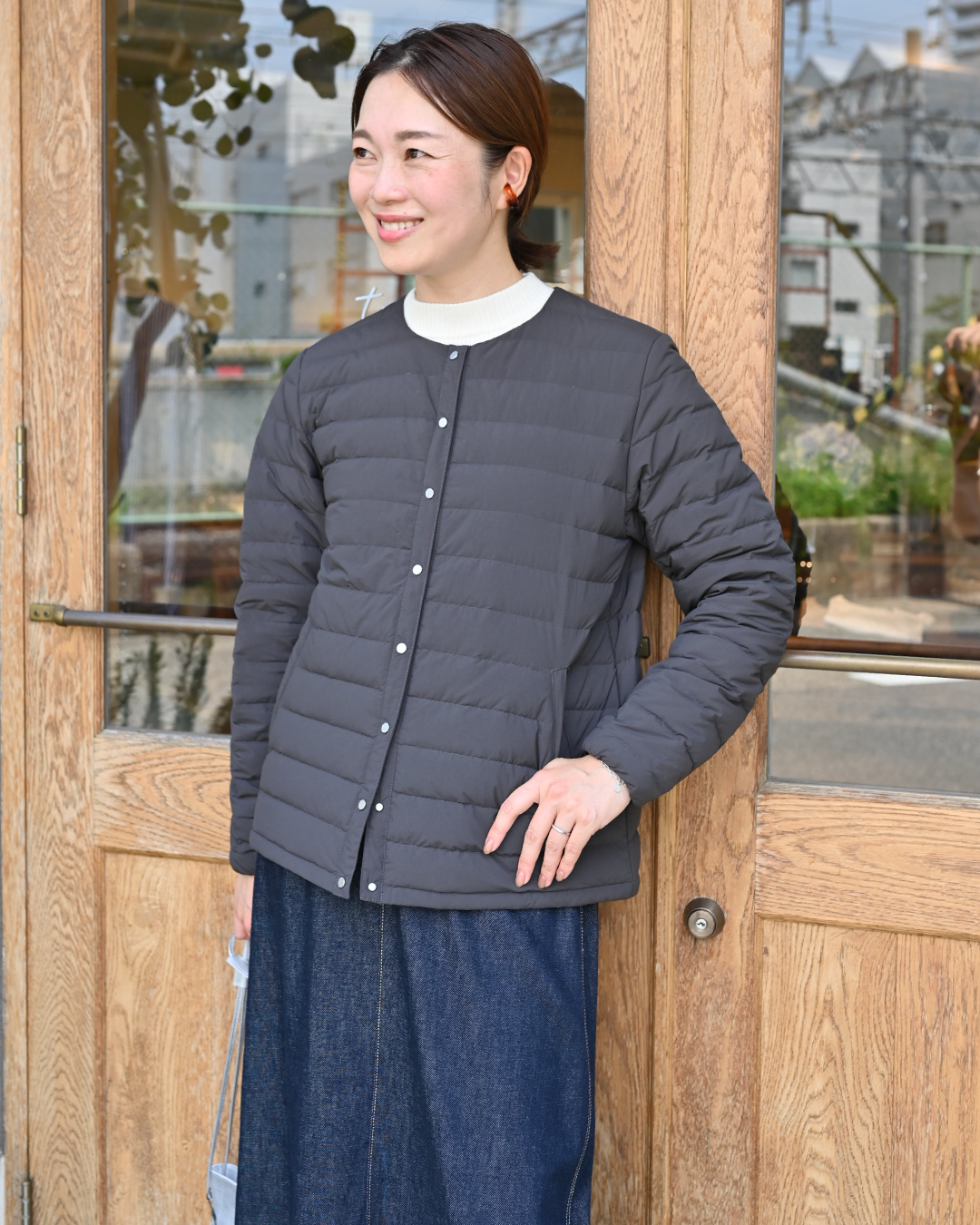 OURHOME シワになりにくい、洗える軽やかジャケット パイピング使いの OURHOME シワになりにくい、洗える軽やかジャケット パイピング使いの