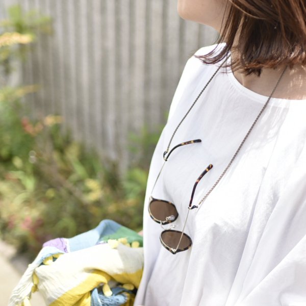 編みこみレザーのめがねストラップ – OURHOME