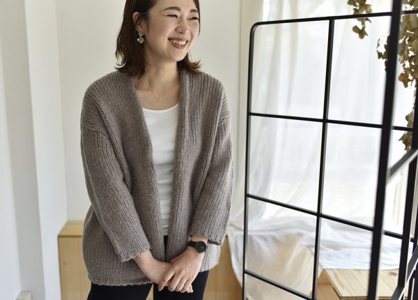 【２着セット】OURHOME 綿モダールの長袖カットソー ライトカーキ ホワイト 綿モダールの長袖カットソー – OURHOME