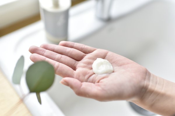 ヘアケア単品【詰め替えパウチ】 – OURHOME
