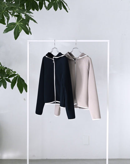 アクティブに動ける、ダブルジップパーカー（UVカット）