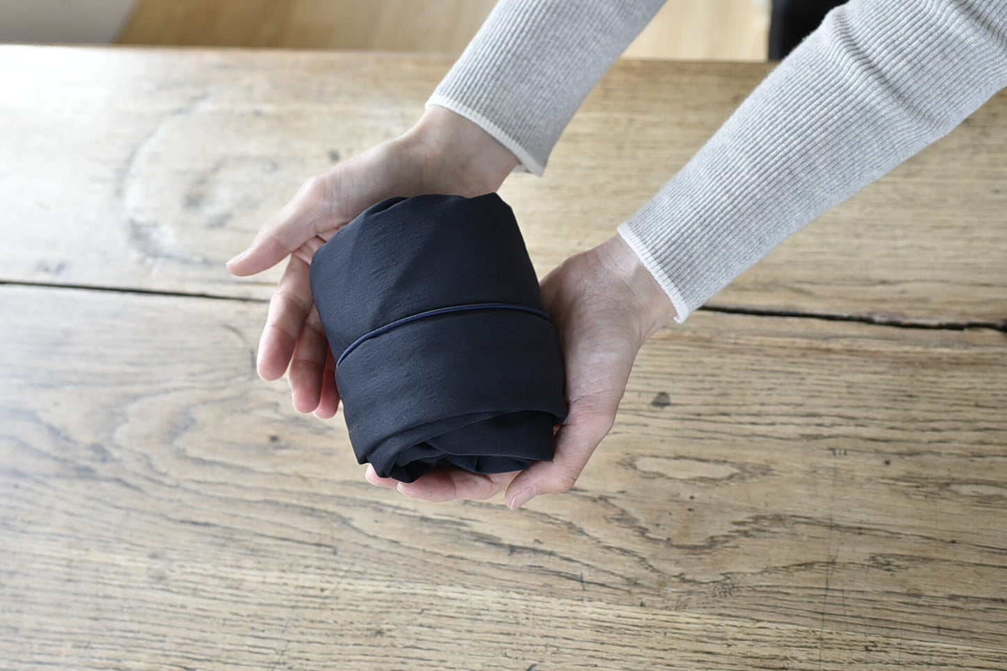 きれいめUVシャツパーカー（UVカット99%、吸水速乾） - OURHOME