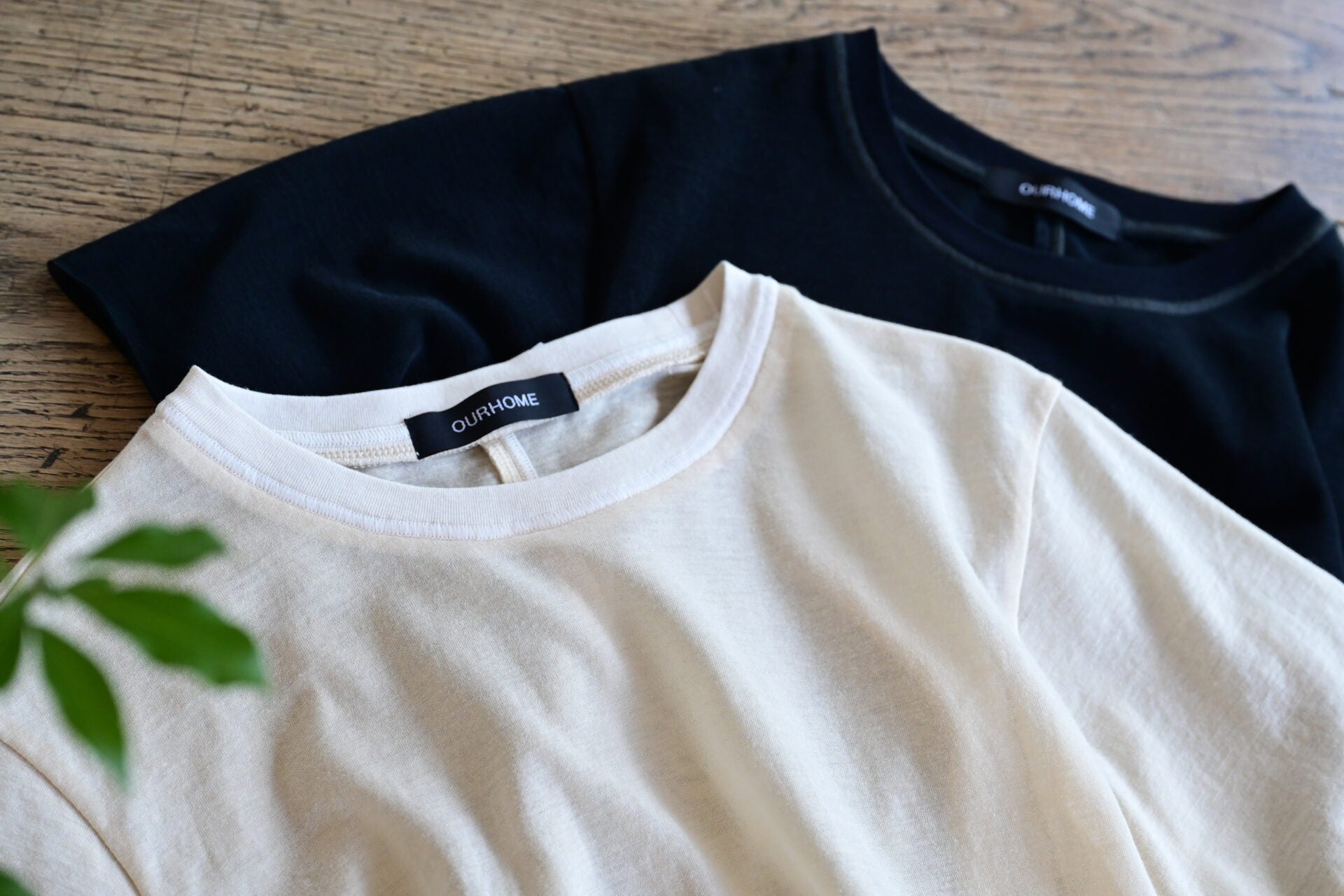シアー半袖Tシャツ - OURHOME