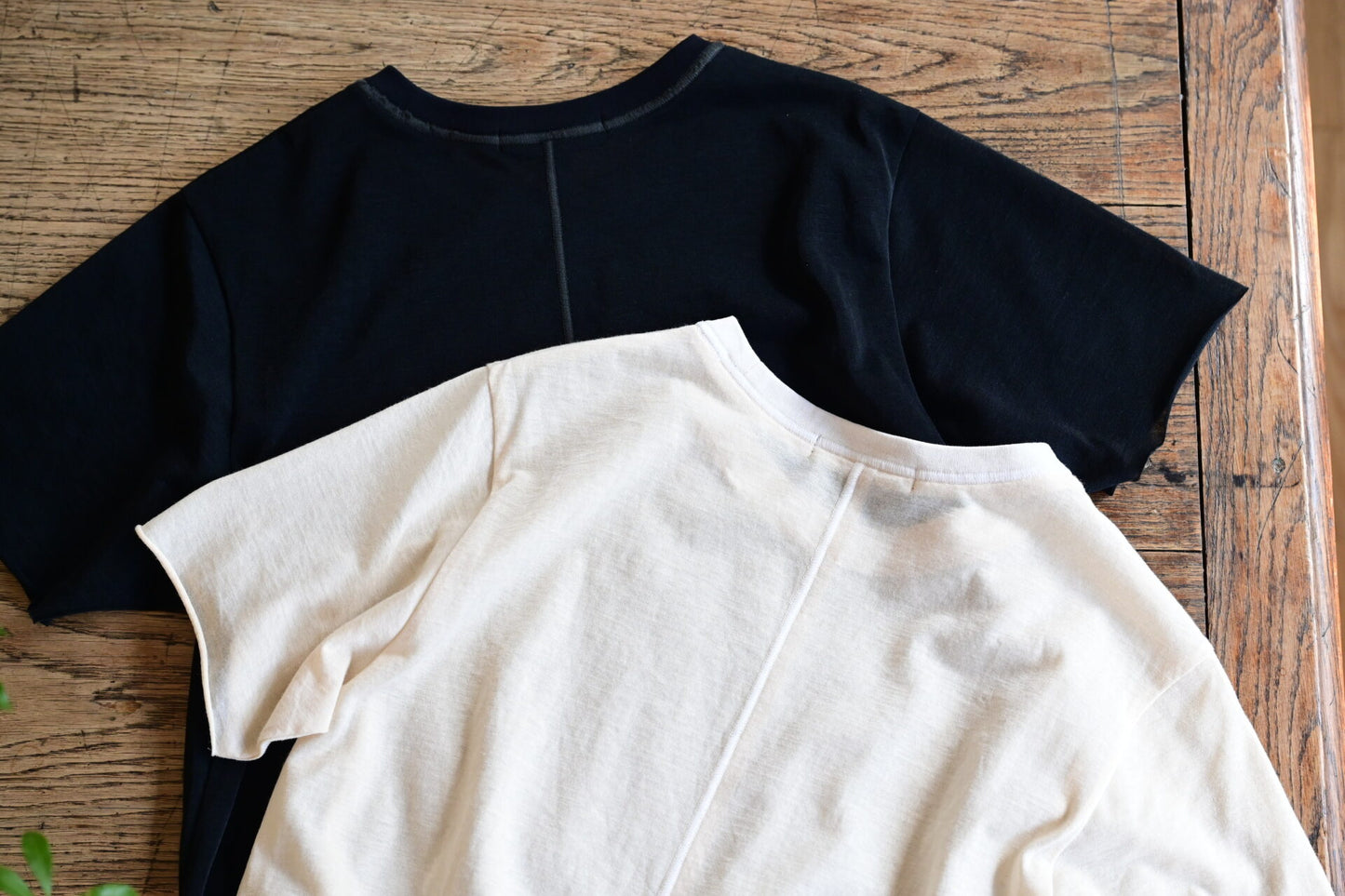シアー半袖Tシャツ - OURHOME