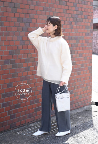 #items:4159-banshu-frill-blouse,4196-pintuck-wide-pants,1025-fit-leather-shoulder-bag,2513-marshmallow-comfort-shoes