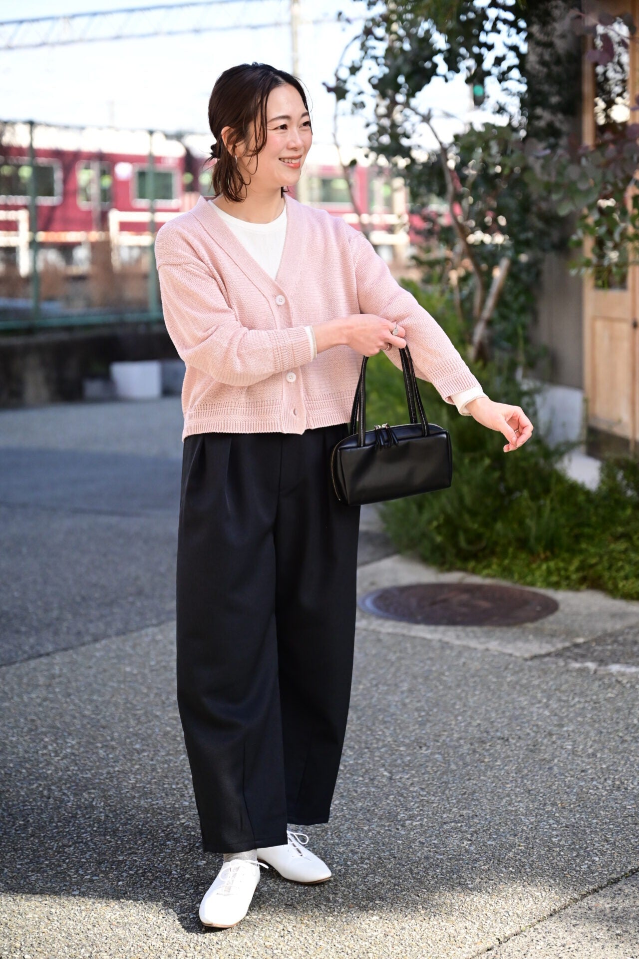 1年中はけるコクーンパンツ - OURHOME