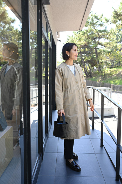 頼れるノーカラーコート - OURHOME