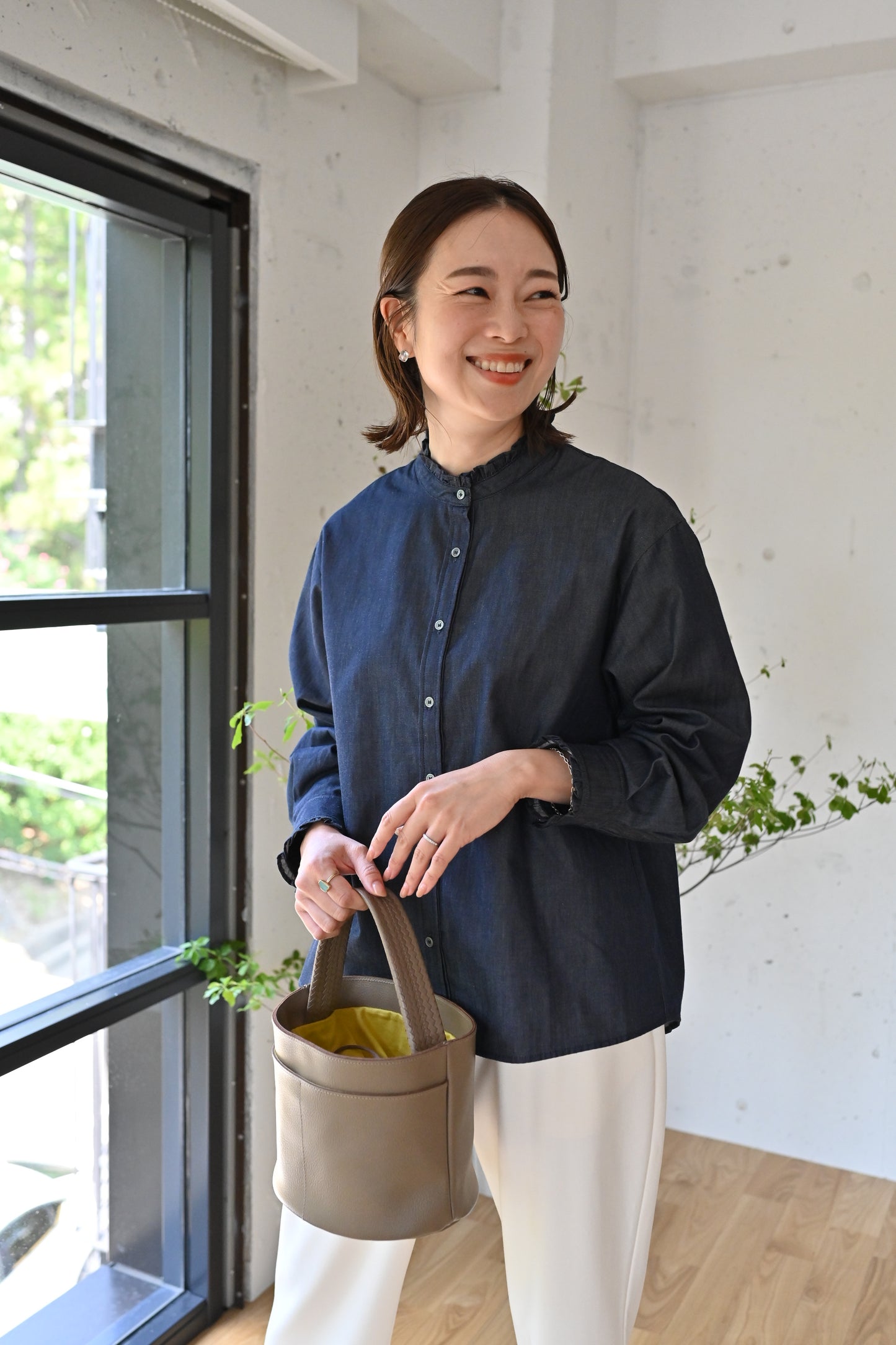 播州織のフリルブラウス