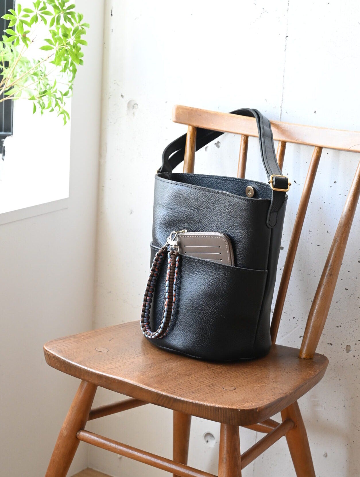 軽くて洗える！あみあみショートストラップ - OURHOME