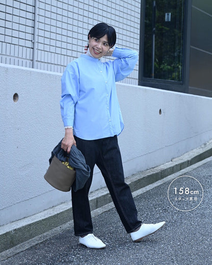 シワになりにくい無地のきれいめシャツ
