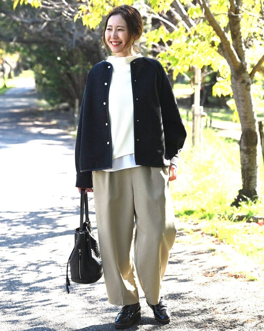#items:4086-warm-pullover,4181-cocoon-pants,4198-plain-shirt,1034-city-leather-bag,2507-enamel-leather-loafer-shoes
