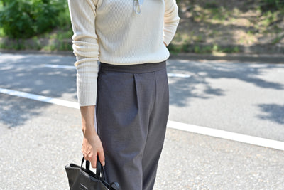 きれいめ素材の2wayサロペット