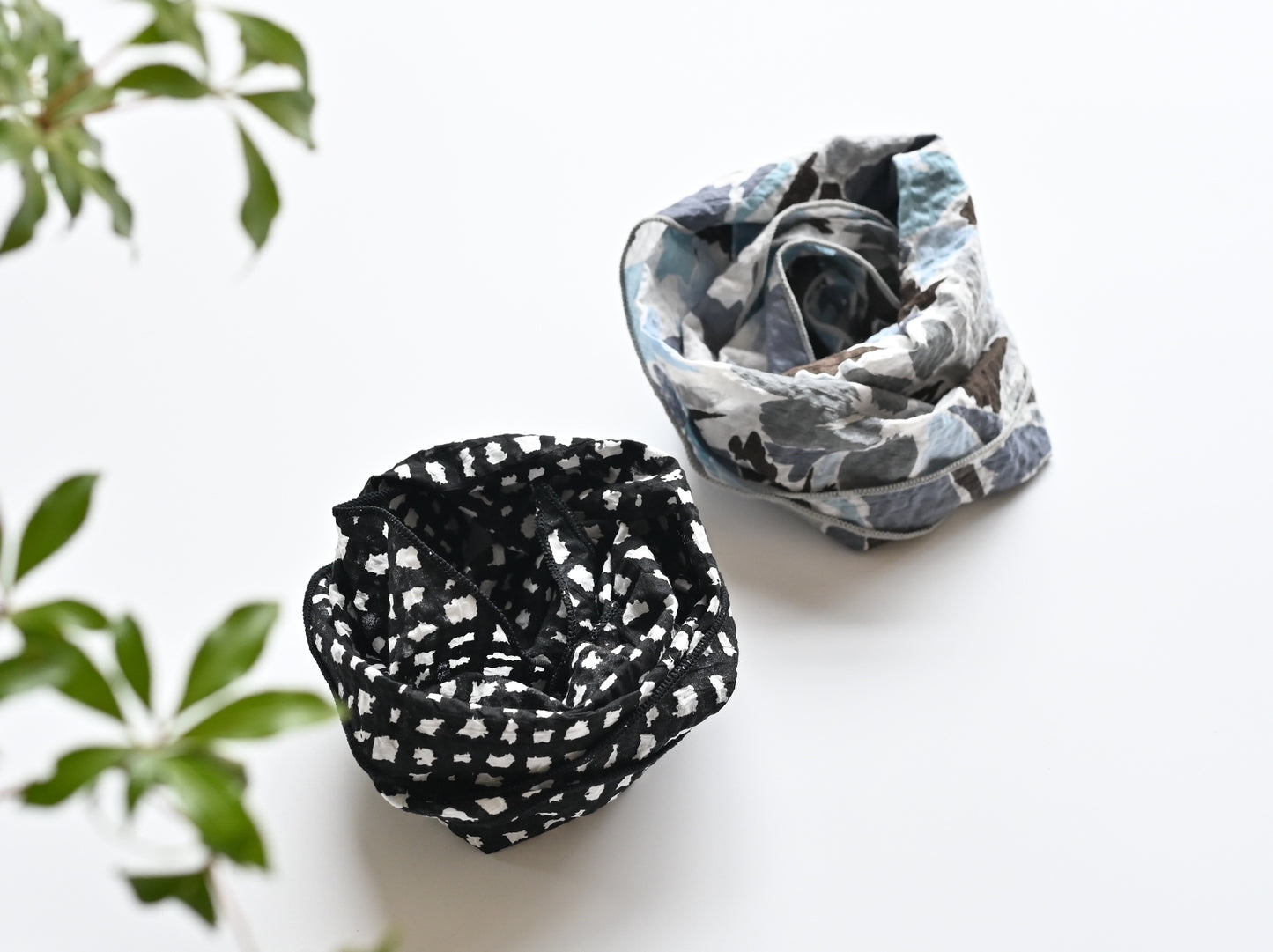 ひんやり涼しい2WAYサンカクスカーフ - OURHOME