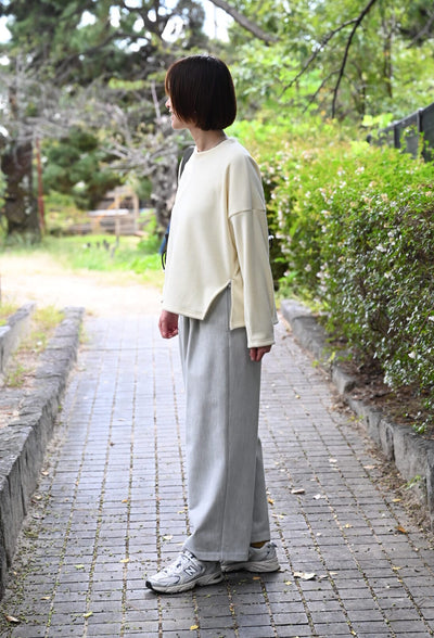 【尾州織】洗える裏起毛のタックワイドパンツ（吸湿発熱）