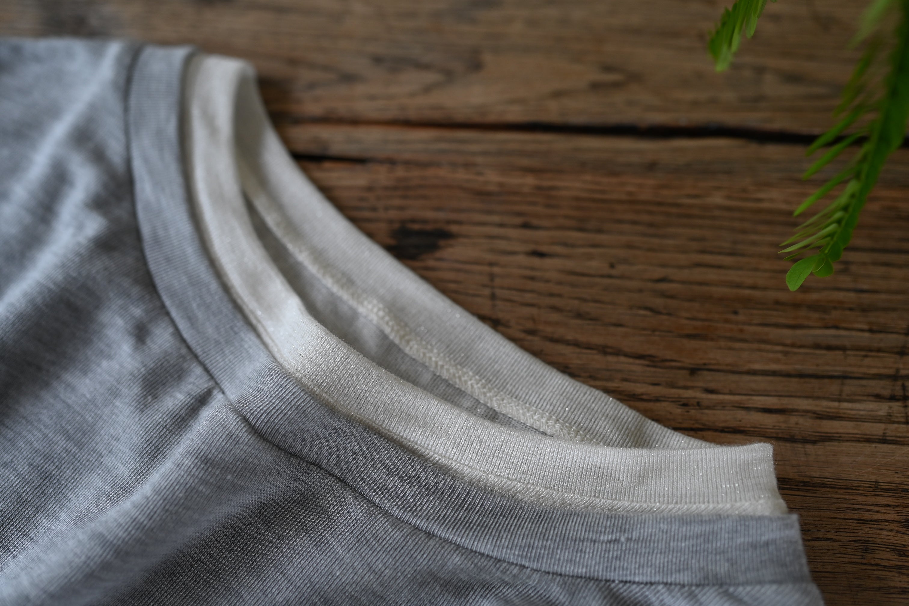 とろけるような肌触り、重ね着風カットソー – OURHOME