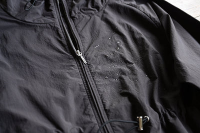 撥水素材のダブルジップコート