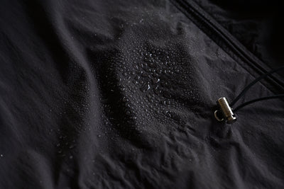 撥水素材のダブルジップコート