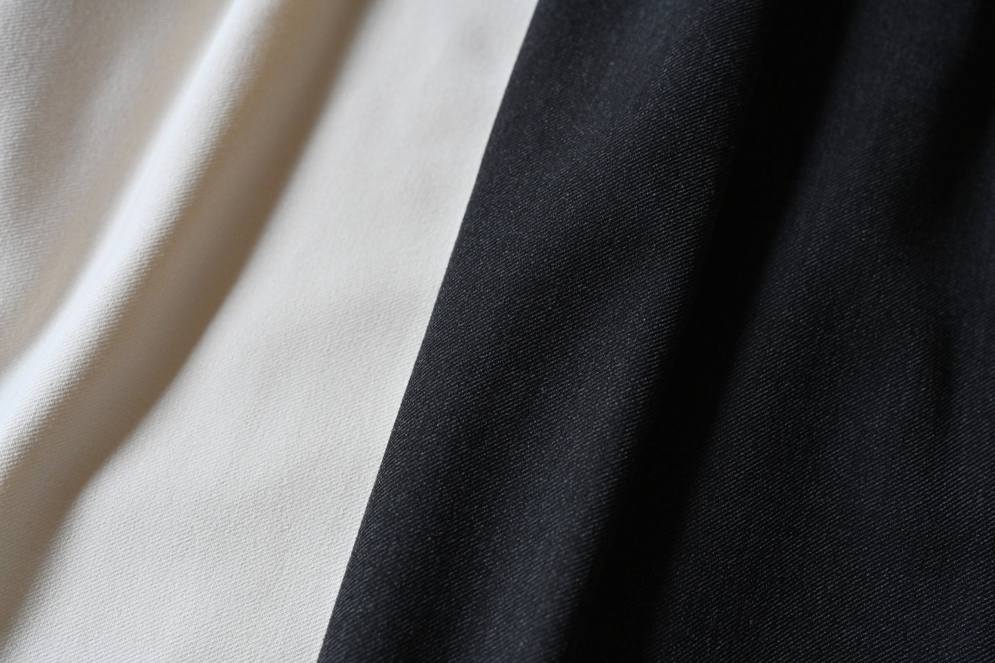 ゆるテーパードの裏起毛あったかパンツ