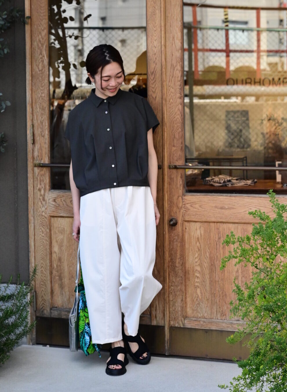 軽やかメッシュサンダル