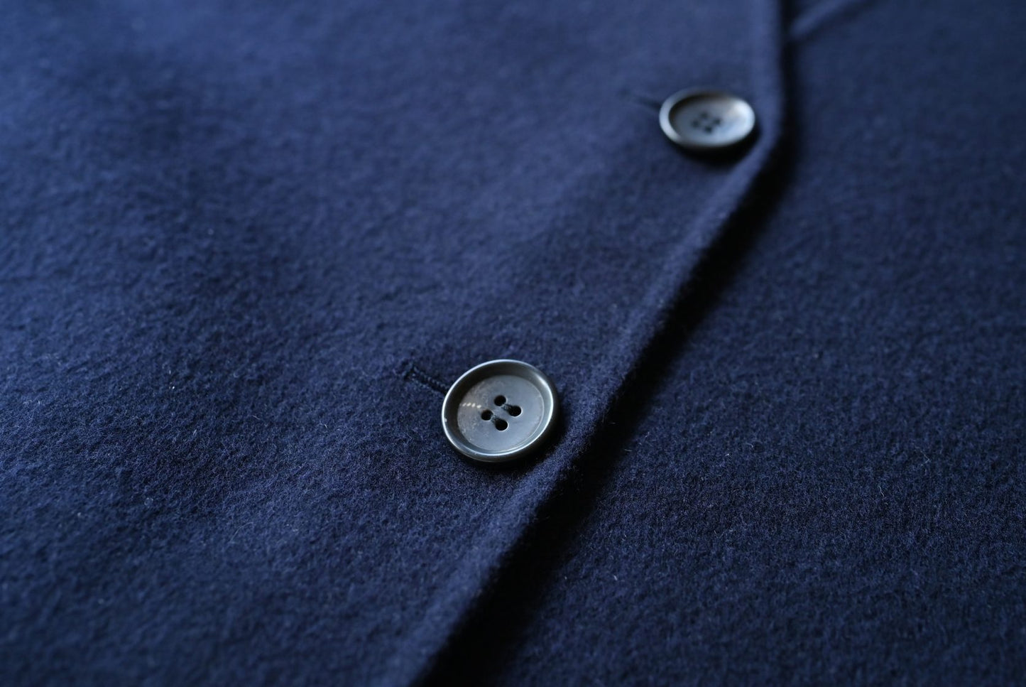 上質素材のあったかウールベスト