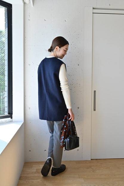 上質素材のあったかウールベスト