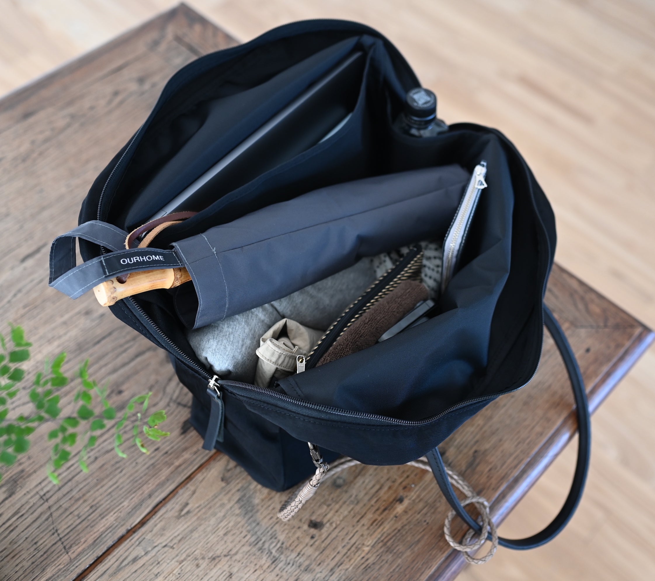 アーチトートバッグ（撥水＆軽量） – OURHOME