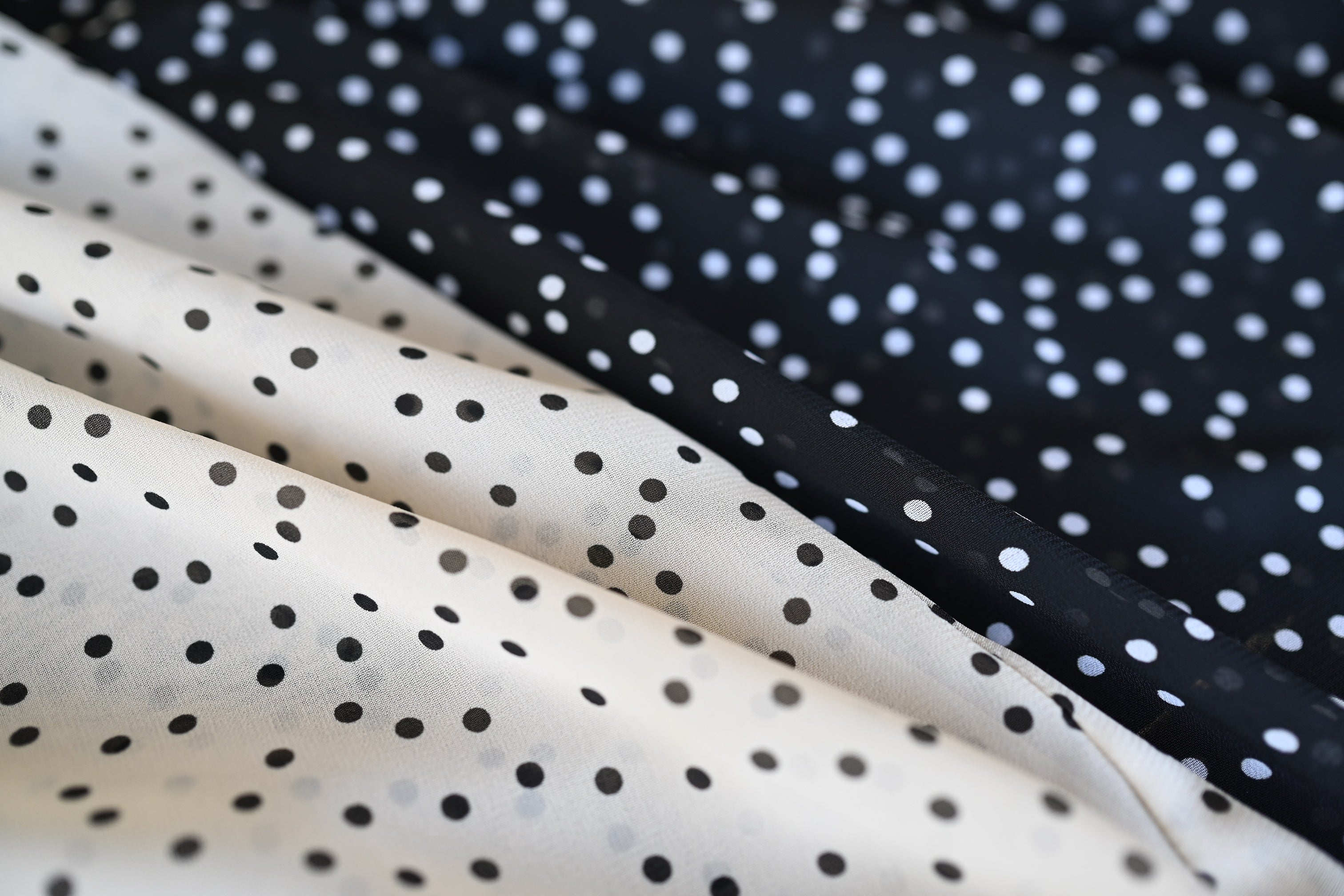 シフォンドットブラウス – OURHOME