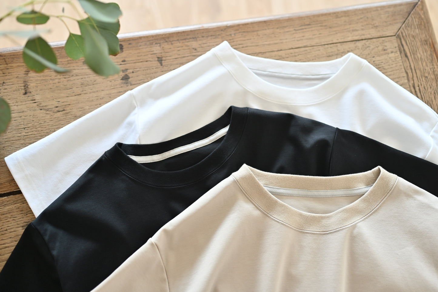 綿100%きれいめ半袖Tシャツ