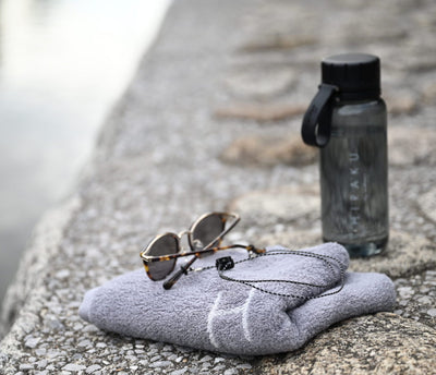 軽量ダイニーマのめがねストラップ（防水）