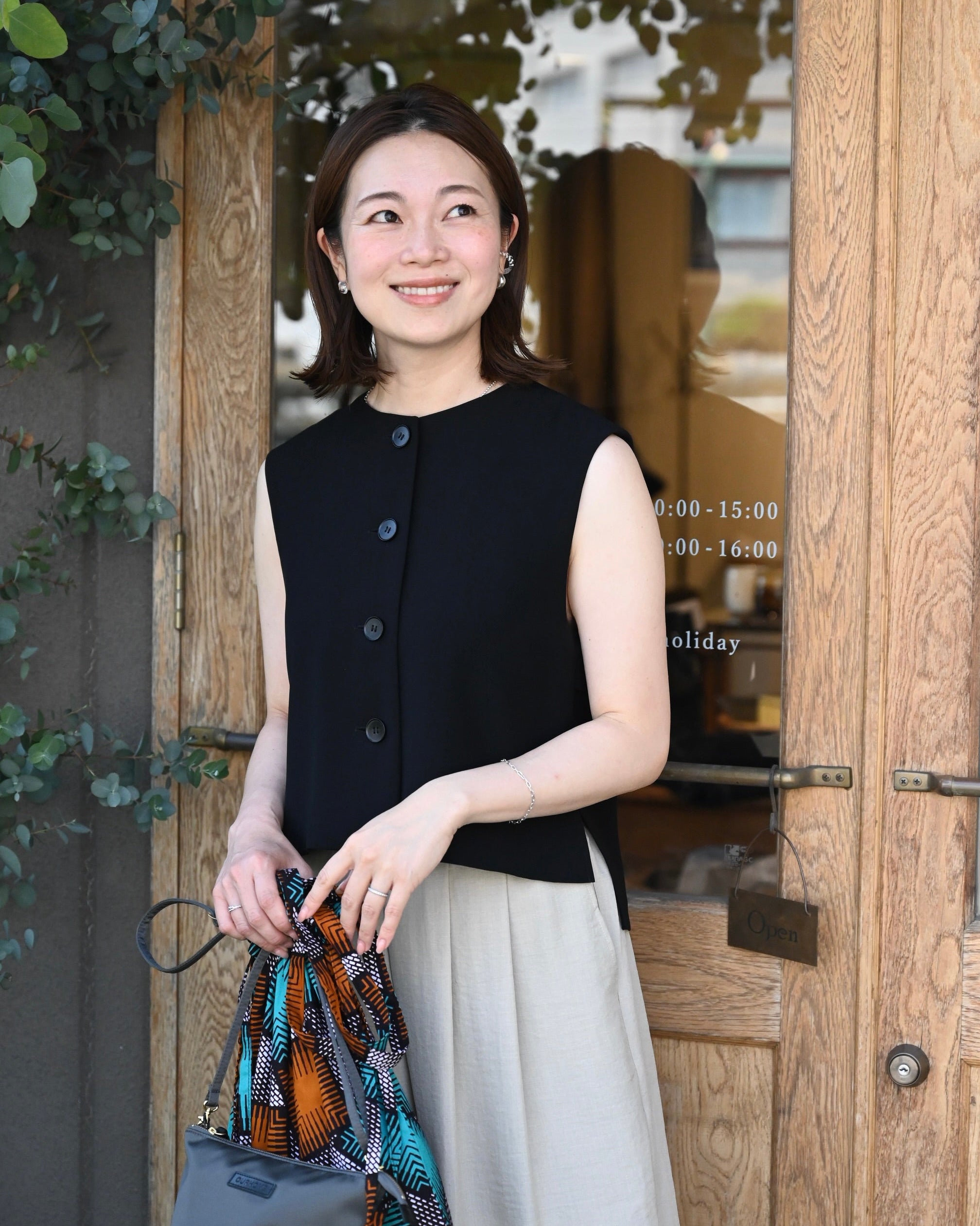 洗えるボタンベスト - OURHOME