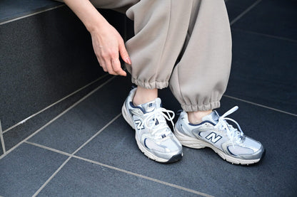 細見えラインで軽やか、リラックスジョガーパンツ（UVカット）