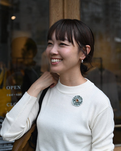 #items:4173-rib-knit,3014-drop-silver925-earrings
