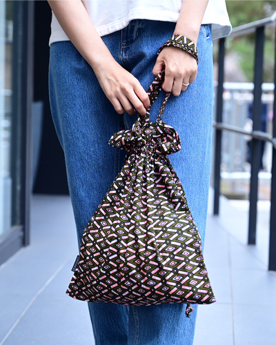 アフリカパーニャ生地の巾着バッグ - OURHOME