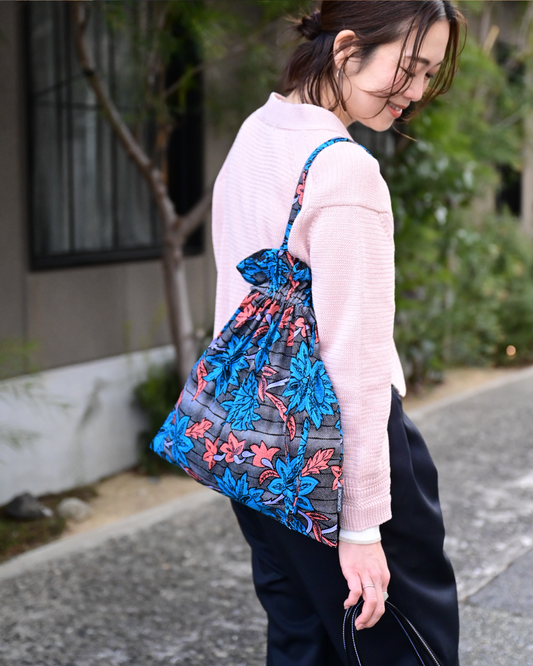 アフリカパーニャ生地の巾着バッグ - OURHOME