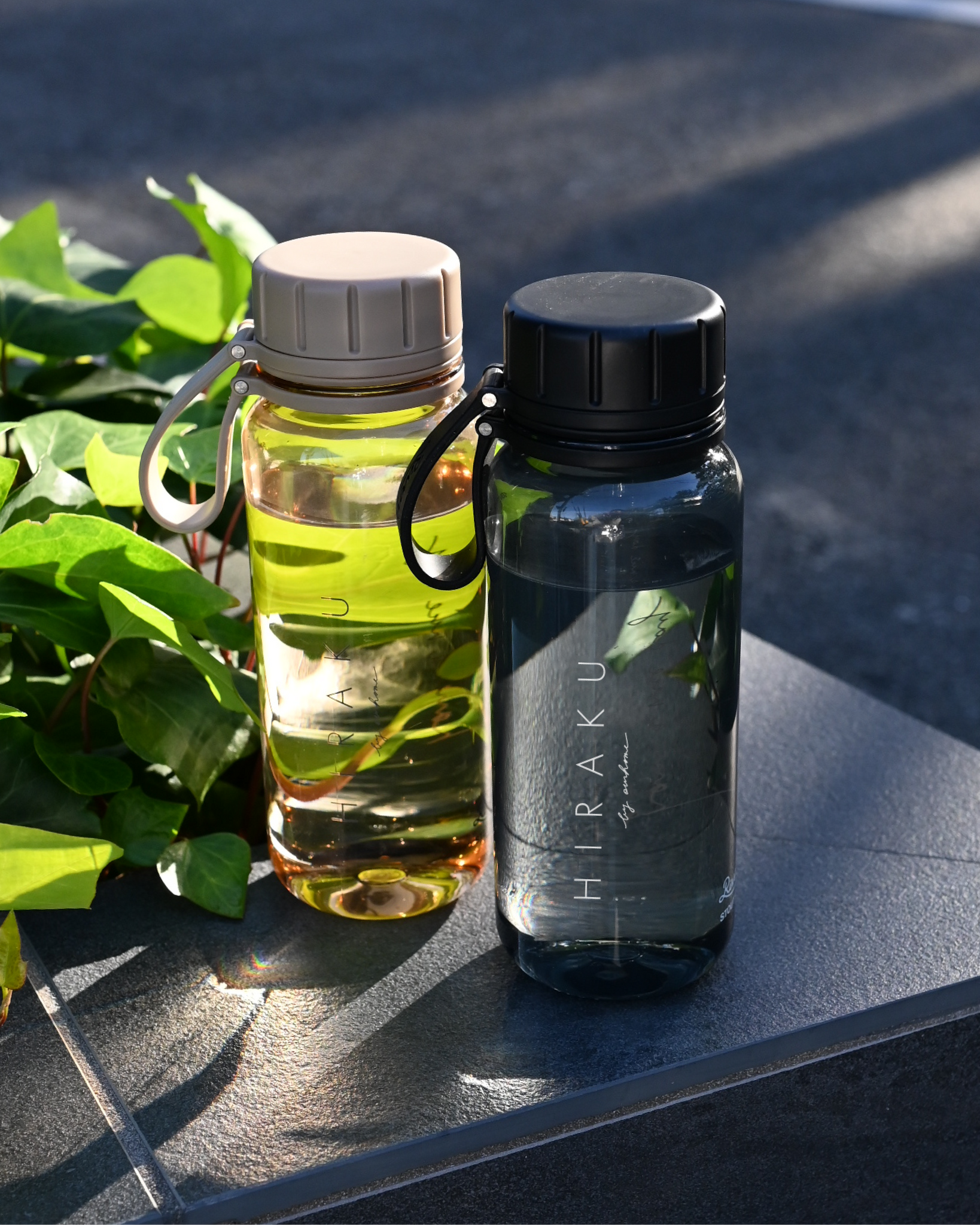 目盛り付きクリアボトル（550ml)